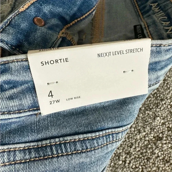 AE American Eagle Ne(x)t Level Stretch Low Rise Shortie Shorts Size‎ 4 - Picture 3 of 9